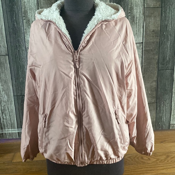 Pink warm jacket - Picture 1 of 4
